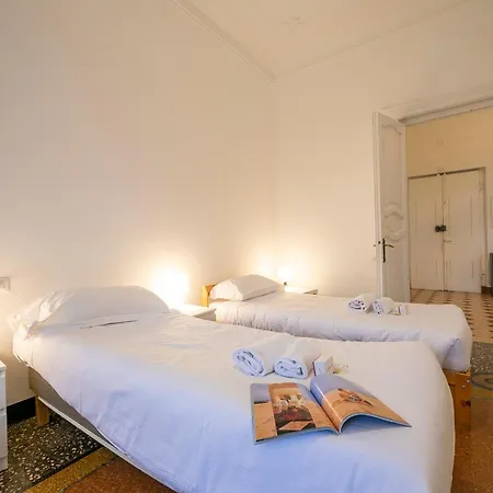 I Marinai - In The Of - Happy Apartment *